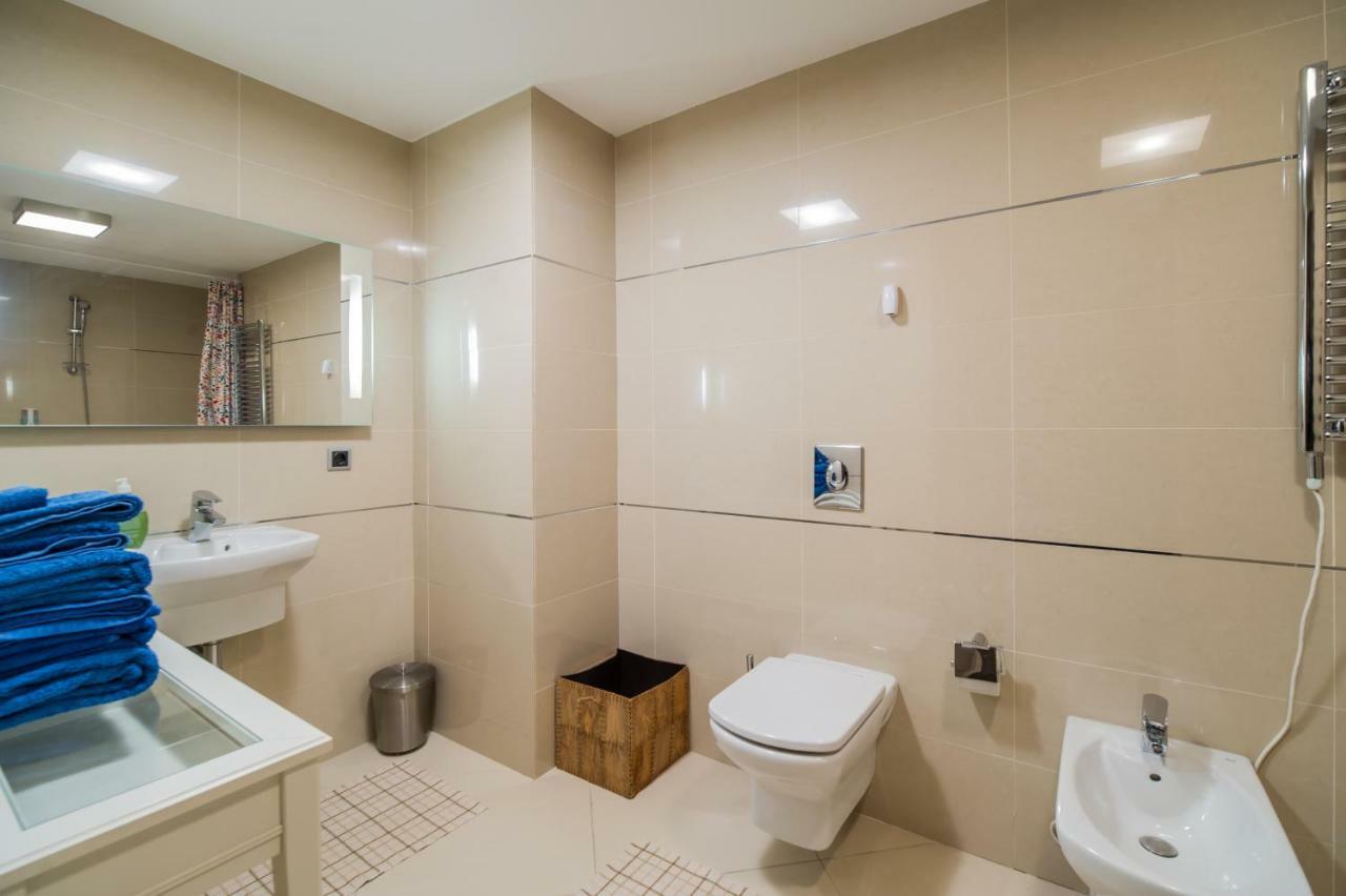 Charming 3-Bedroom Apartment Пояна-Брашов Екстер'єр фото